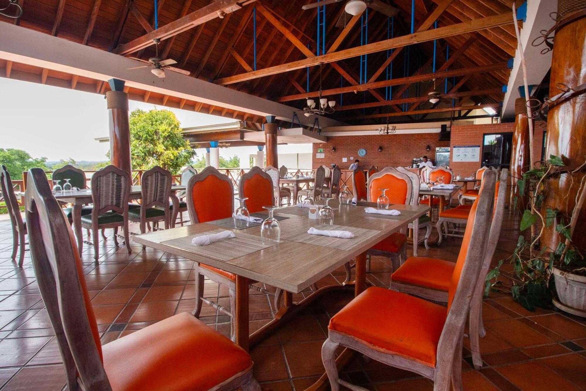 צ'יטרה Hotel Faranda Guayacanes, A Member Of Radisson Individuals מראה חיצוני תמונה